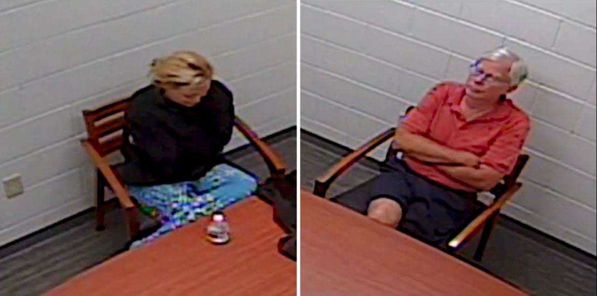 En “Un matrimonio mortal en Carolina del Norte”, Molly y su padre Thomas Martens dando sus declaraciones tras ser detenidos (Foto: Netflix)