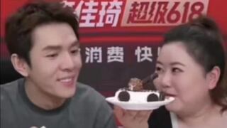 Sin noticias de estrella de internet china que mostró pastel con un tanque en aniversario de Tiananmen 