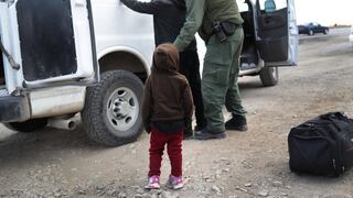 EE.UU. detiene a más de 100.000 personas en marzo en frontera con México