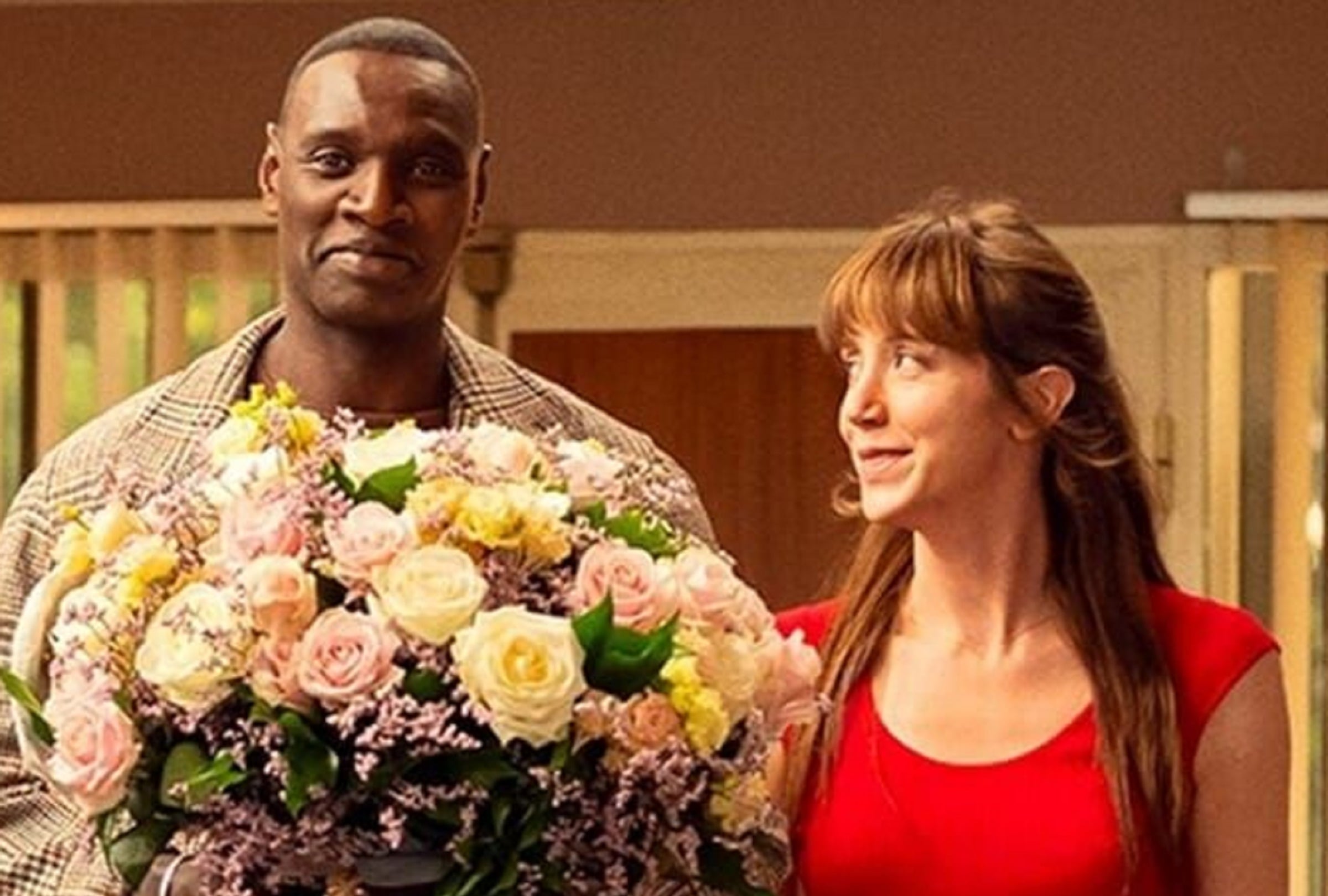 Abel Camara (Omar Sy) y Marion (Sara Giraudeau) viven un hermoso romance en la película francesa "French Lover" (Foto: Netflix)