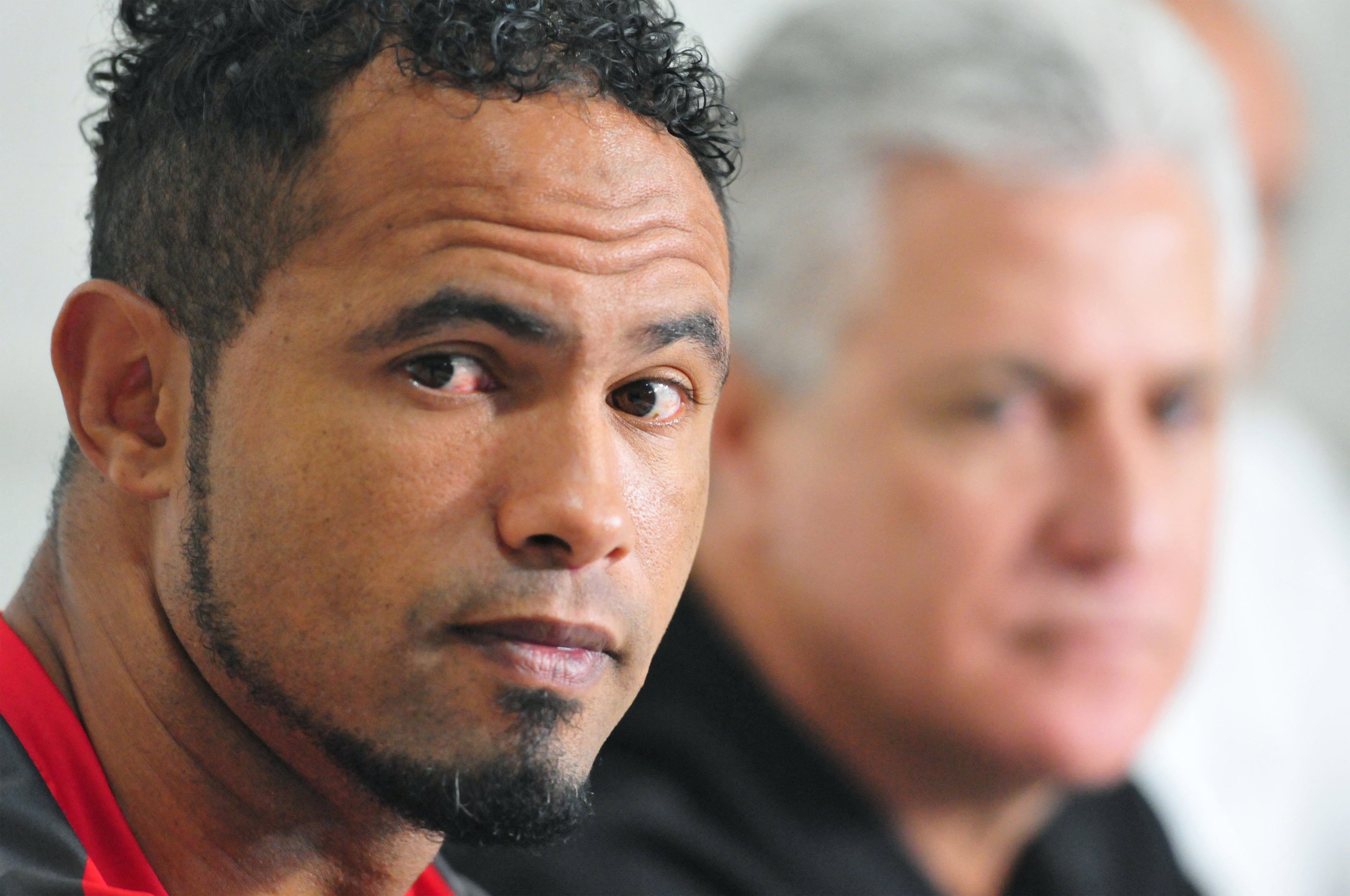 Bruno Fernandes fue acusado de estar involucrado en el asesinato de su novia Eliza Samudio y condenado en 2013 a 22 años de prisión (Foto: CRISTIANE MATTOS / AFP)