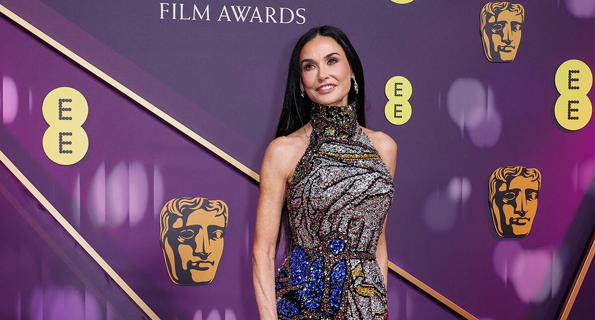 Previo a la premiación de los SAG Awards, Demi Moore deslumbró en la alfombra roja de los Premios BAFTA, donde también fue reconocida por su actuación en "The Substance". Asimismo, consiguió un Globo de Oro en la categoría de Actriz Principal. (Foto: Difusión)