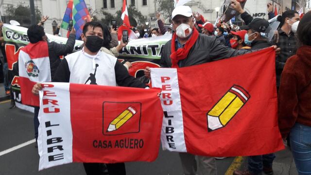Seguidores de Perú Libre se congregaron en la Plaza San Martín y en exteriores del JNE