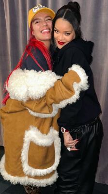 La colombiana celebró su encuentro con Rihanna en su Instagram personal (Foto: Karol G / Rihanna)