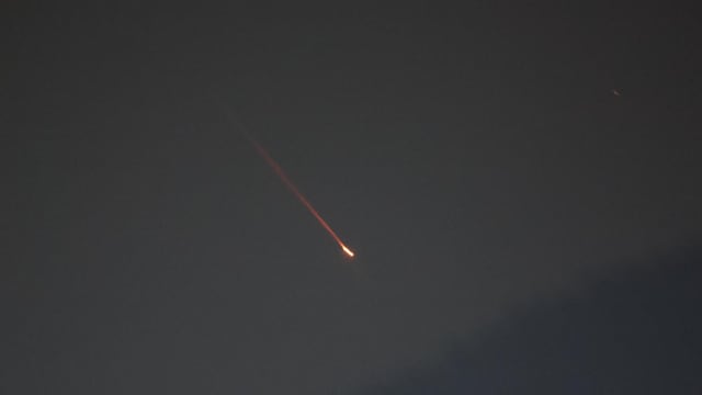 Se oyen explosiones y sirenas antiaéreas en varias ciudades de Israel, incluida Jerusalén