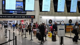 Tres aeropuertos de EE. UU. reemplazarán a agentes de la TSA por seguridad privada: qué cambiará para los viajeros
