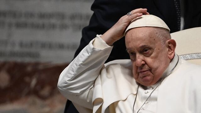 Ucrania convoca al enviado del Vaticano por declaración del Papa sobre “izar la bandera blanca” con Rusia