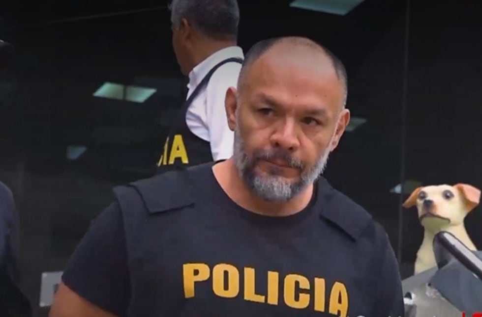 Jackson Mora rechaza acusaciones en su contra tras vencer su detención preliminar. | (Foto: Captura de video / América Noticias)