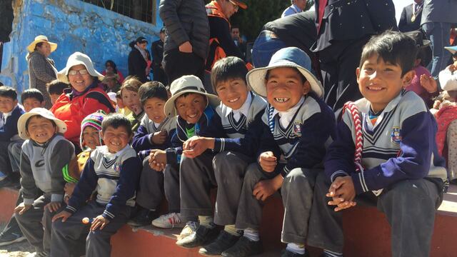 Puno: continúa entrega de kits de abrigo ante heladas [FOTOS]