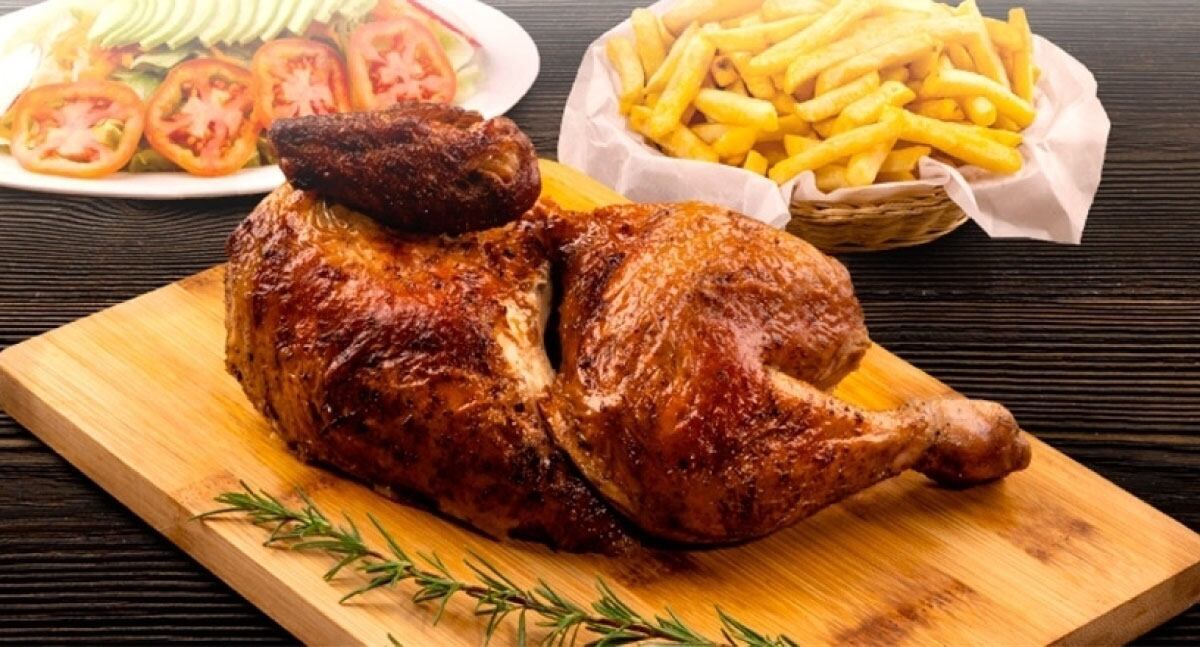 Accede hasta el 13% de descuento en Villa Chicken y prueba un delicioso pollo a la brasa.