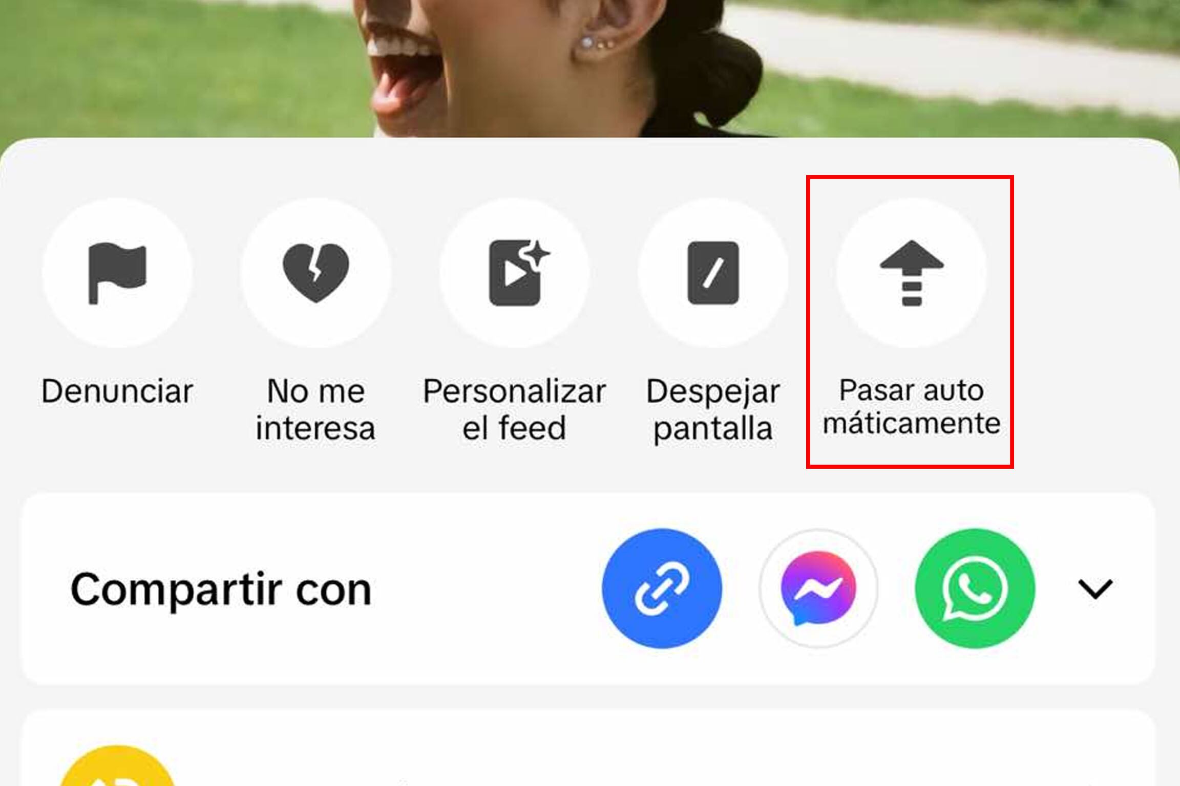 Solo tienes que pulsar sobre cualquier video y te aparecerá esta opción. (Foto: MAG)