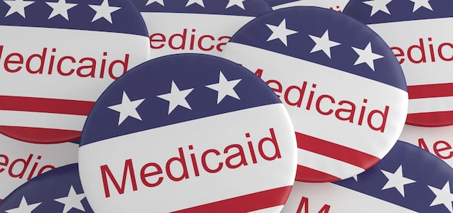¿También se puede acceder a Medicaid con SSI?