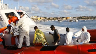 Mueren 300 migrantes en nuevo drama al intentar llegar a Italia
