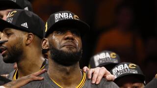 NBA: LeBron James quedó devastado tras decisión de KyrieIrving