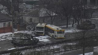 Líder checheno afirma que sus tropas en Ucrania capturaron la alcaldía de Mariúpol