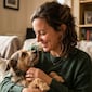 Los expertos en psicología coinciden: las personas que hablan cariñosamente a sus mascotas no lo hacen solo por afecto, sino que intentan combatir la soledad