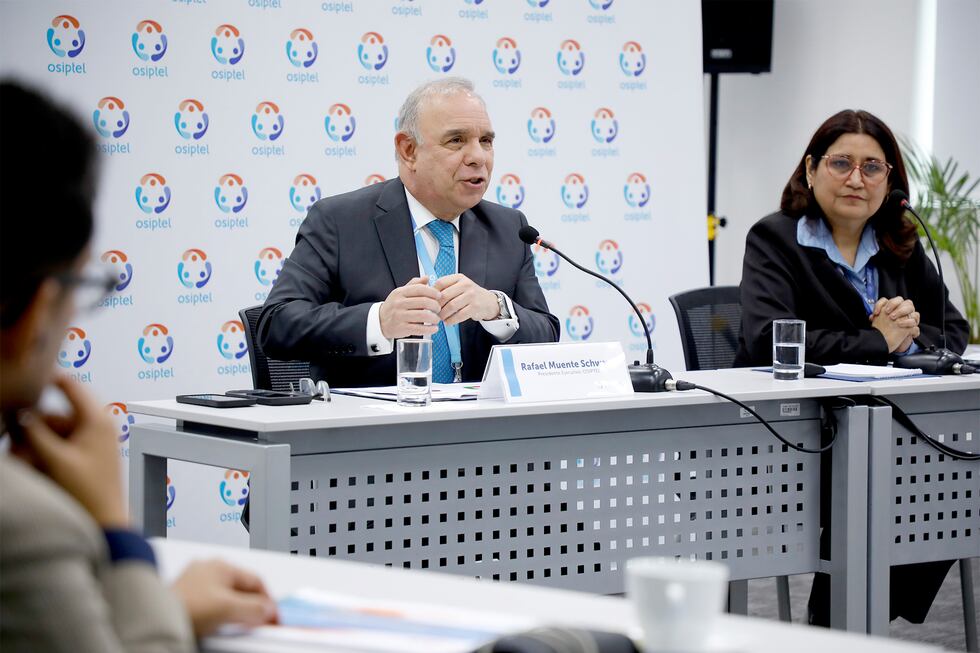 Rafael Muente retoma su cargo tras cuatro meses. Foto: GEC.