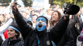 La euforia de los hinchas argentinos en calles de Buenos Aires