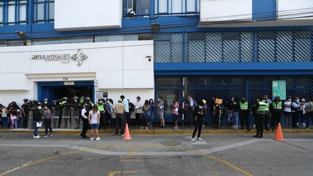 Migraciones: reportan que hubo “carencia de un debido stock de libretas” para imprimir pasaportes