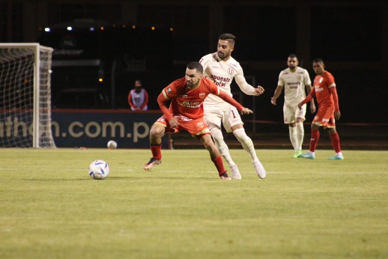Universitario de Deportes perdió 0-1 Sport Huancayo por la Liga 1 Betsson. (Foto: DeChalaca)