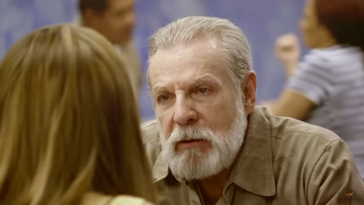 Alejandro Tommasi interpretando a Esteban en "Tierra de esperanza" (Foto: TelevisaUnivision)