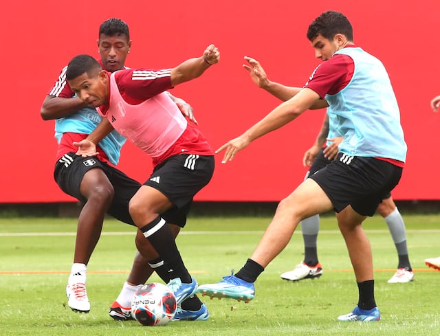 Entrenamiento de Perú hoy, domingo 12 de noviembre del 2023. (Fotos: FPF)