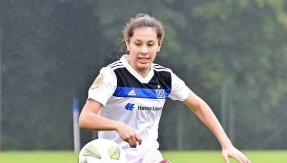 La joven deportista fue formada en Alianza Lima, donde a los 15 años dio el salto al fútbol europeo y milita actualmente en el Hamburgo de Alemania.
