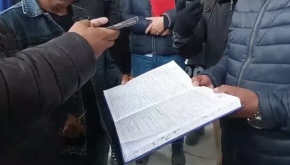 Representantes de Antamina y manifestantes firmaron acta. (Foto: Captura)