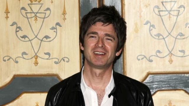 Noel Gallagher desilusiona a fans al negar reencuentro de Oasis