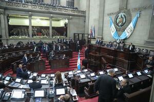 Congreso de Guatemala deja sin partido político a los diputados del presidente electo Bernardo Arévalo