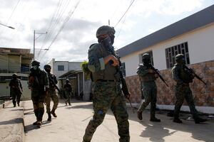 Ecuador: Ataque armado deja 6 fallecidos y 2 heridos en provincia bajo toque de queda