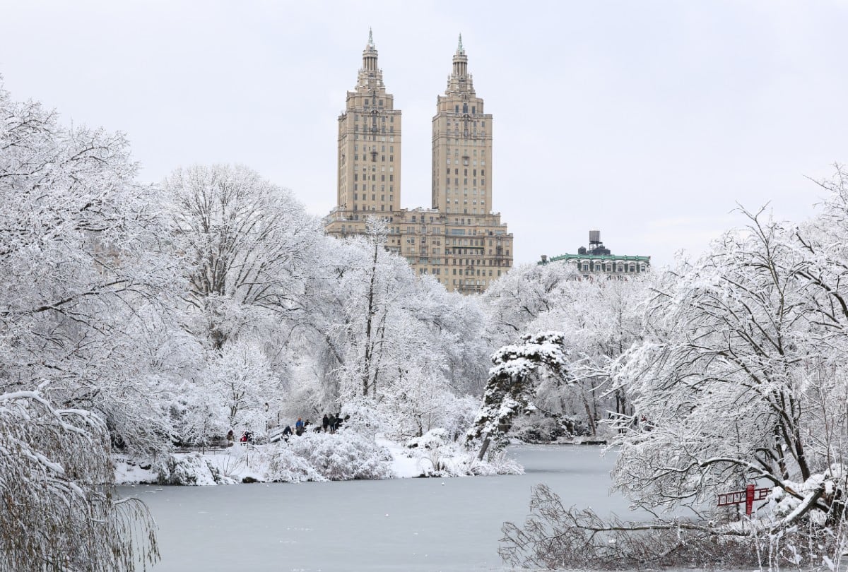 El clima en EE.UU. seguirá siendo variable, con nieve, frío y breves mejoras entre sistemas. | Crédito: CHARLY TRIBALLEAU / AFP