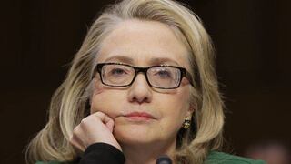 Hillary Clinton ve doble desde que sufrió un coágulo en la cabeza