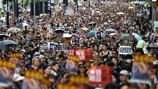 Muchedumbre toma las calles de Hong Kong en una nueva marcha contra ley extradición
