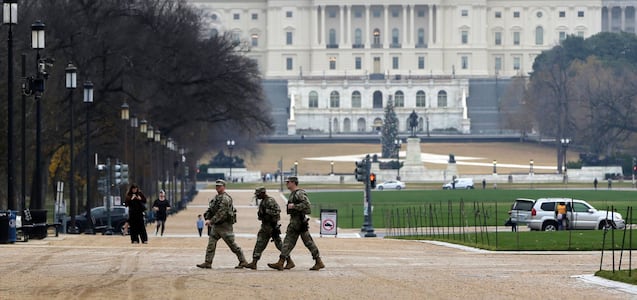 El FBI investiga ataque a miembros de la Guardia Nacional como un acto de terrorismo