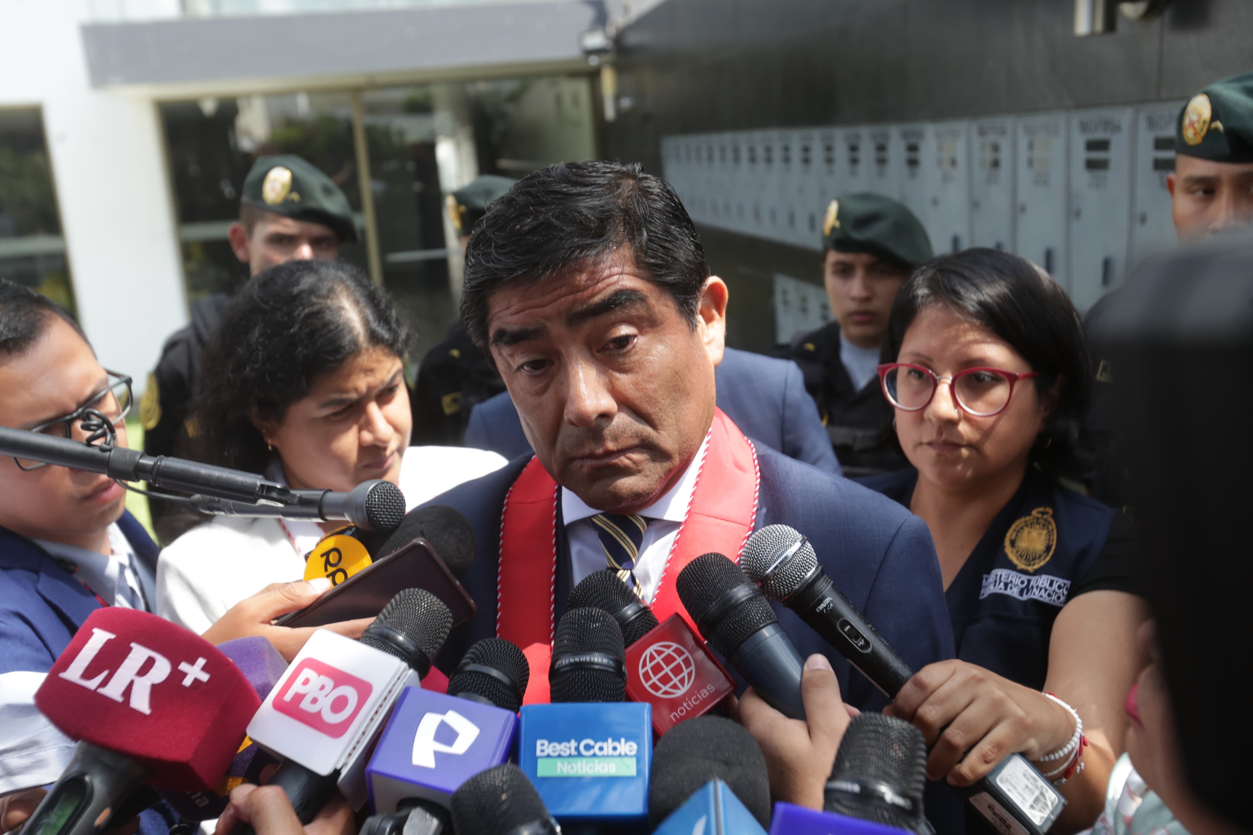 Luis Germaná Matta, fiscal adjunto supremo del Área de Enriquecimiento y Denuncias Constitucionales de la Fiscalía de la Nación, declaró sobre el allanamiento a la casa del expresidente Martín Vizcarra. (Foto: Alessandro Currarino / @photo.gec)