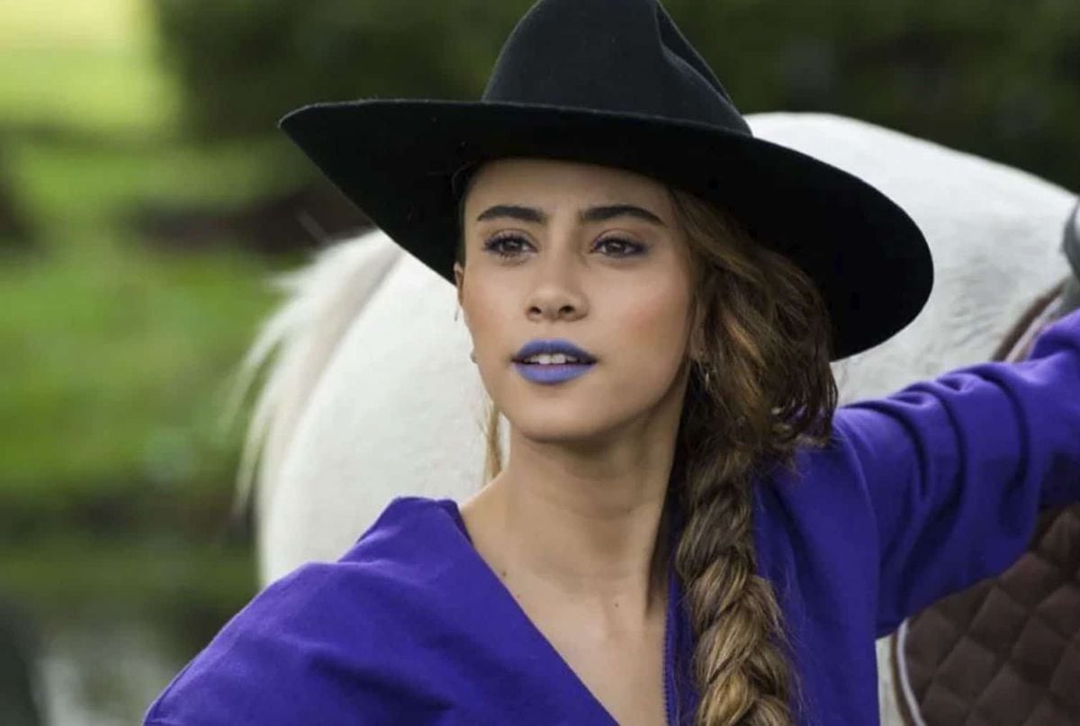 Haciendo de Sandee en "La reina del flow" (Foto: Caracol TV)