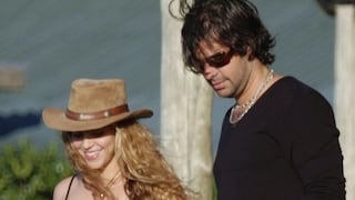 Shakira acusó a su ex De la Rúa de apropiarse de más de 6,6 millones de dólares