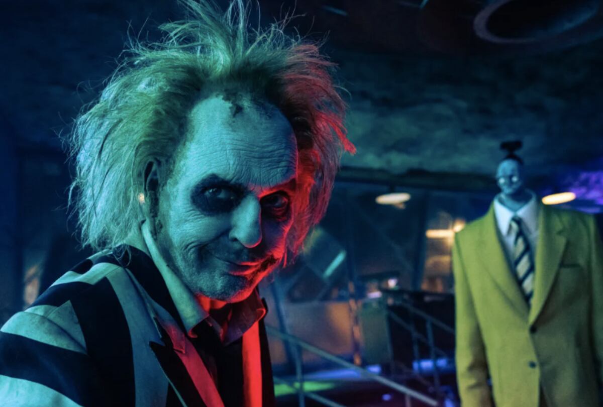 Michael Keaton regresa como Betelgeuse en la secuela de la película (Foto: Warner Bros. Pictures)