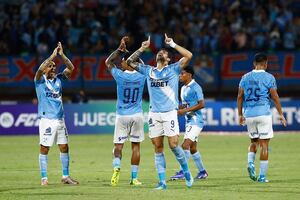 Cristal debutó a lo grande en Copa Libertadores: venció 1-0 a Cerro Porteño y es líder del Grupo F