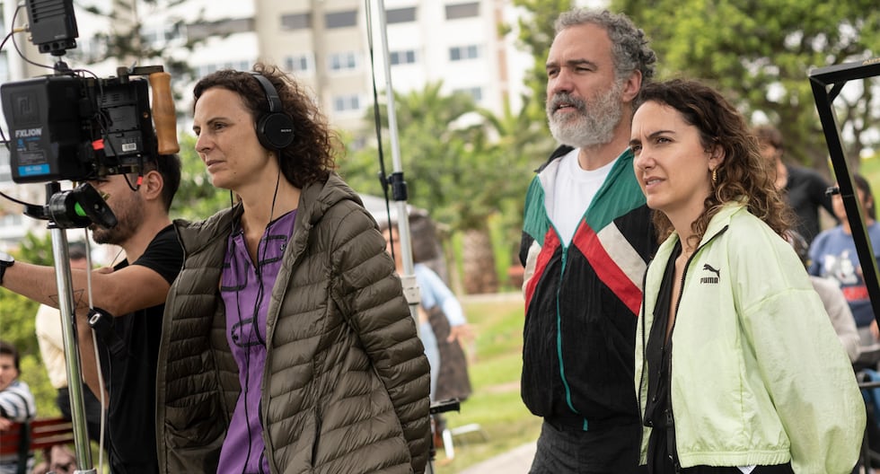 Joana Lombardi, Salvador del Solar y María José Osorio detrás de cámara de "Soltera Codiciada".