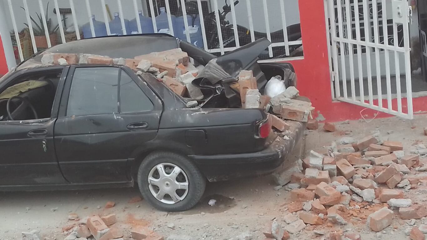 Debemos tomar las precauciones necesarias si es que el sismo ocurre cuando estamos conduciendo. (FOTO: El Comercio)