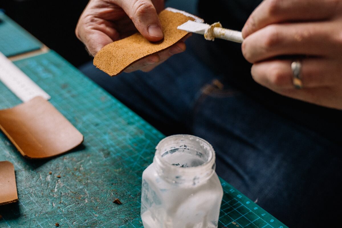 Conoce los pasos para hacer un pegamento casero muy efectivo. (Foto: Pexels/Anna Tarazevich).