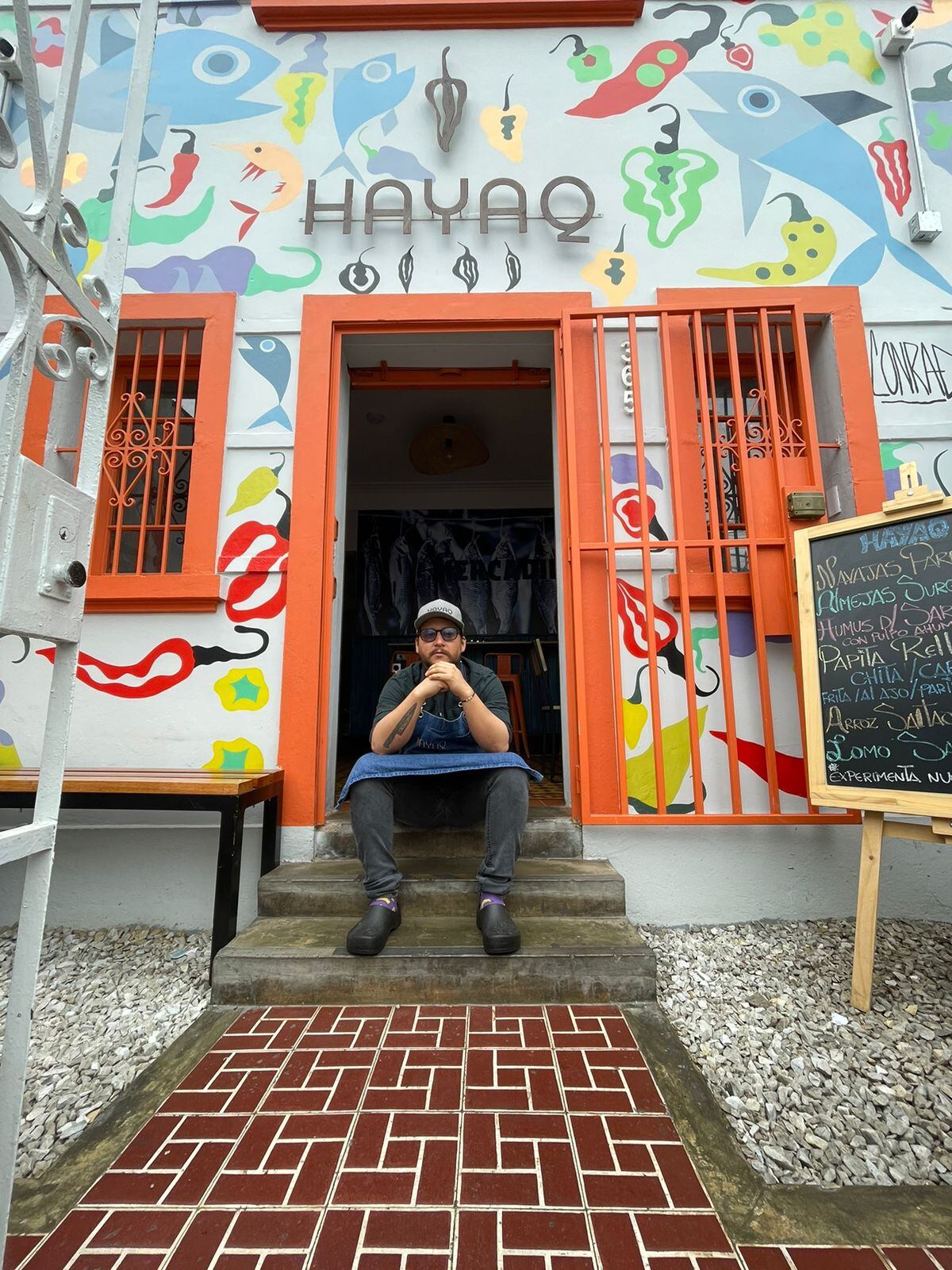 Renato López está a cargo de la cebichería Hayaq.