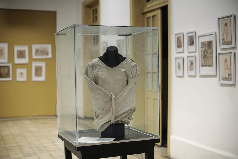 Camisa de fuerza que se utilizaba para inmovilizar a los pacientes. (Joel Alonzo)
