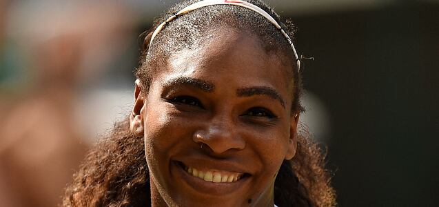 Serena Williams bailando y cantando como Selena Quintanilla