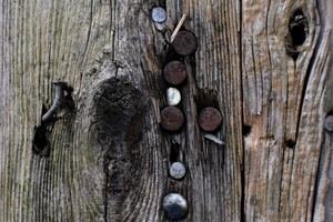 Cómo sacar clavos ‘rebeldes’ de la madera