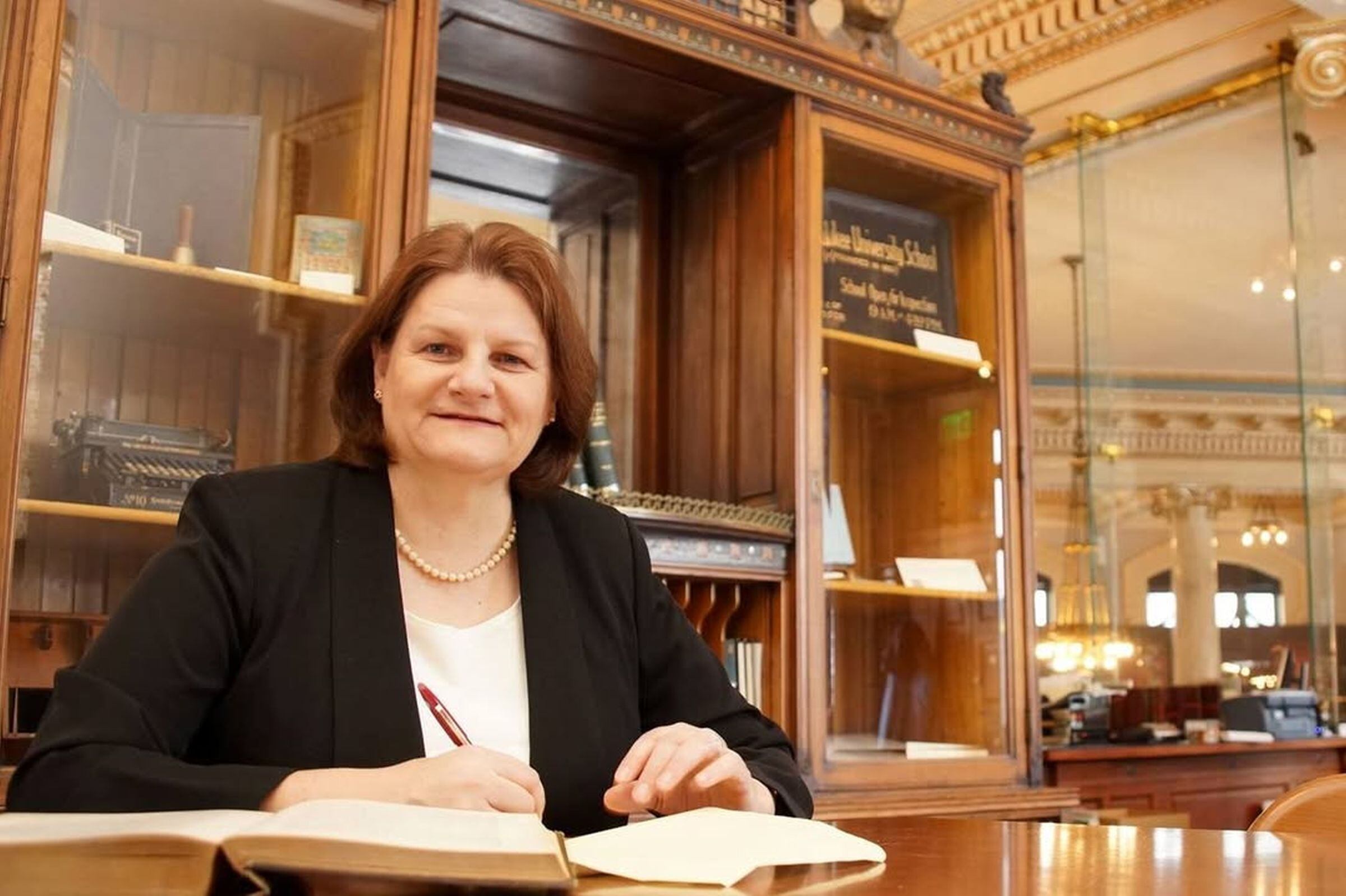 La jueza Hannah Dugan enfrenta cargos por obstrucción de justicia en Milwaukee (Foto: Hannah Dugan / Facebook)