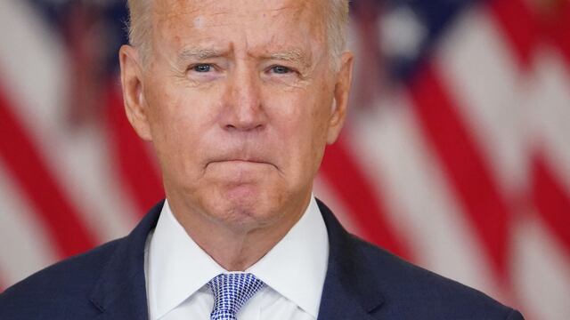 Biden dice que la misión de EE.UU. en Afganistán nunca fue crear democracia 