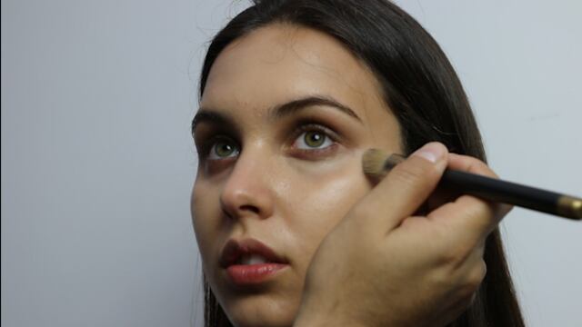 [VIDEO] ¿Cómo maquillarse como una modelo?